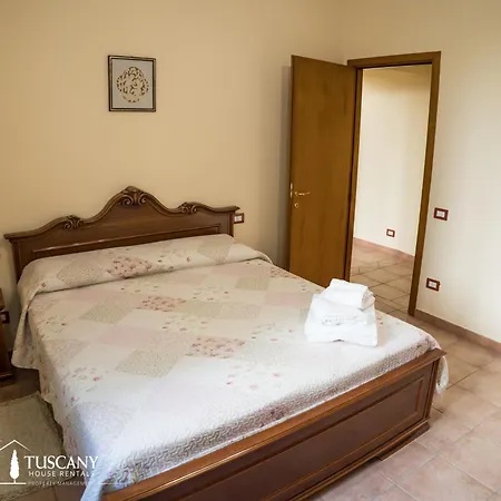Appartamento Boccaccio With Livable Terrace And View