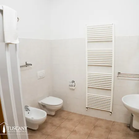 Appartamento Boccaccio With Livable Terrace And View